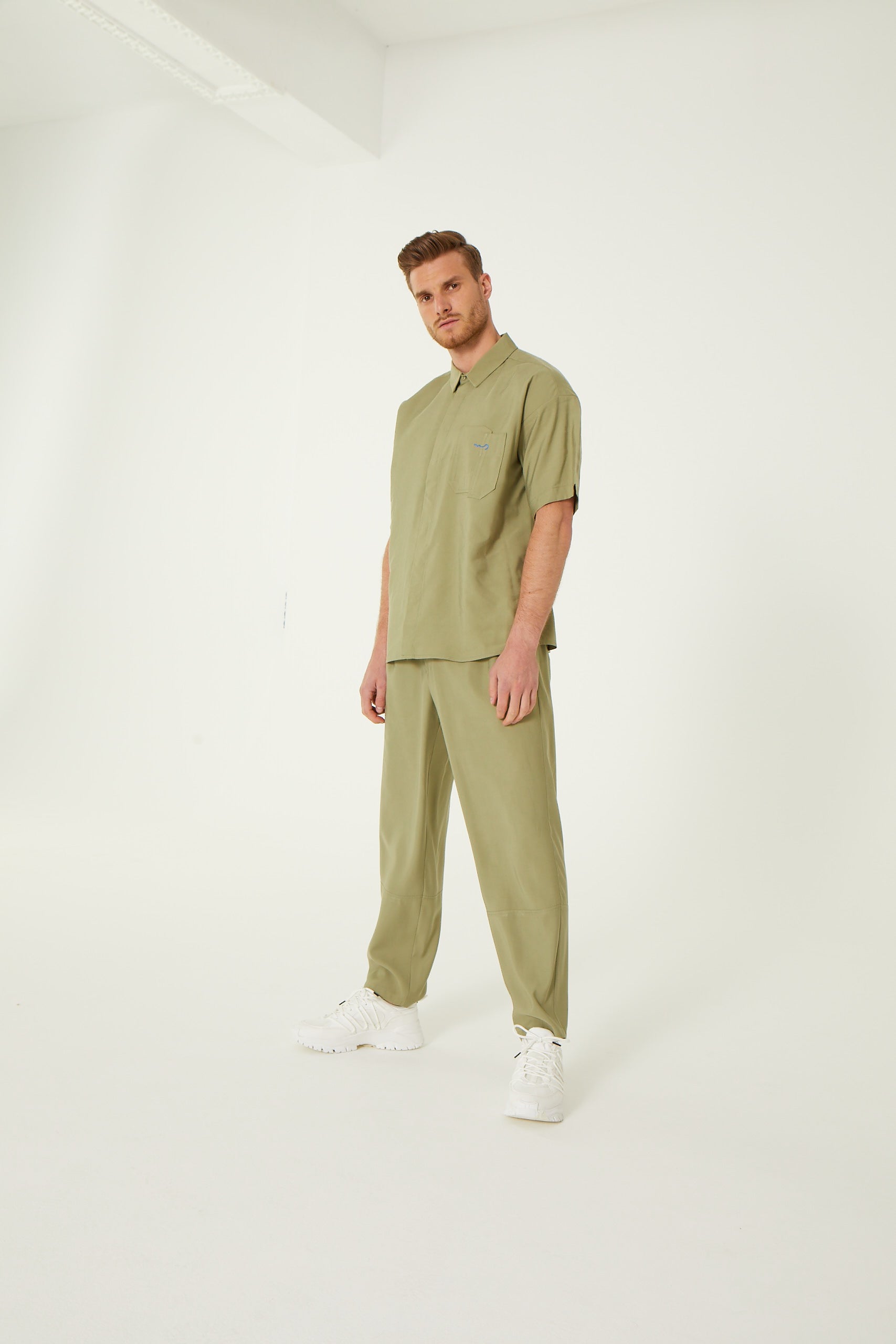 Erkek Medikal Gömlek Heart Beat