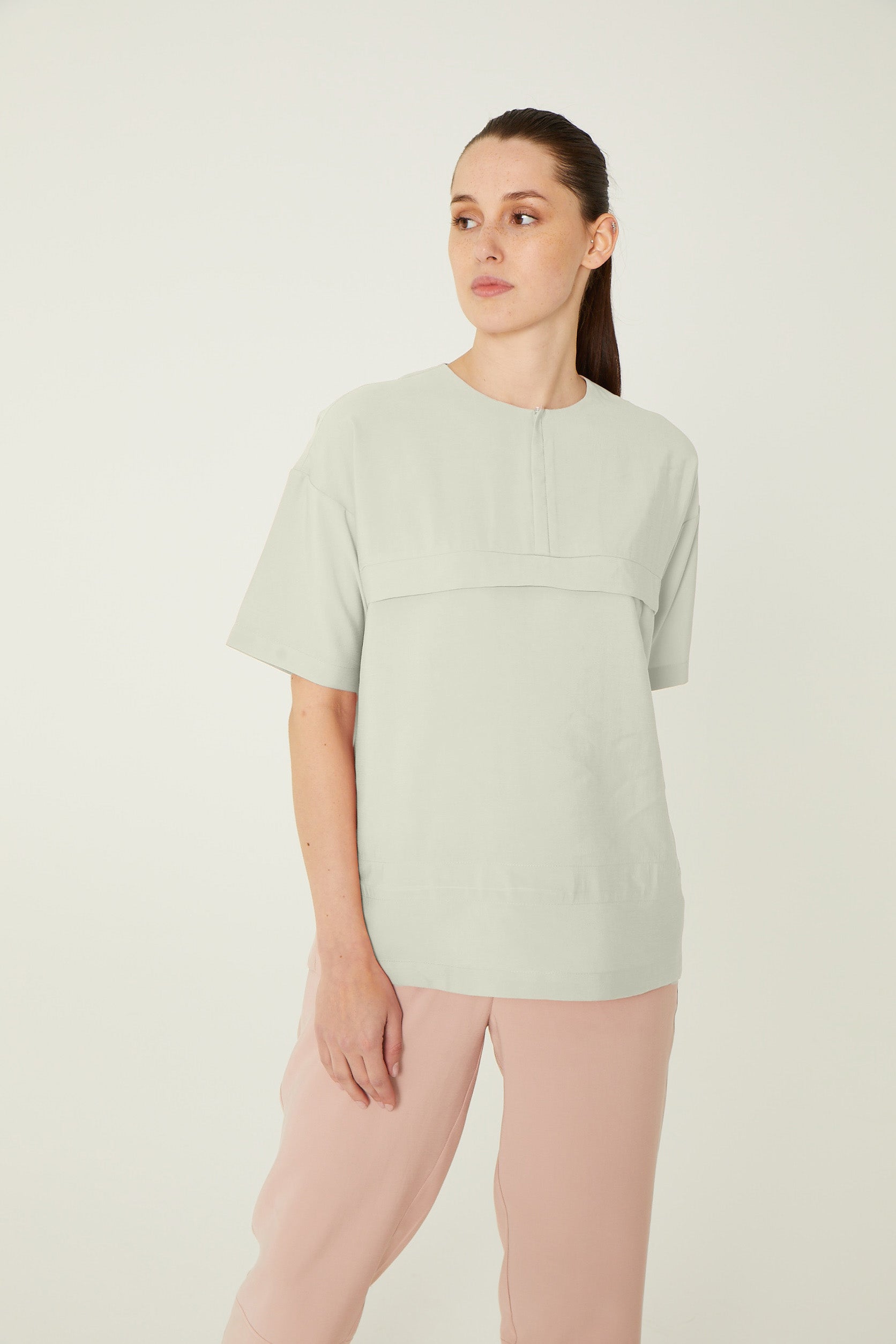 Kadın Scrubs Patlı Üst Naive